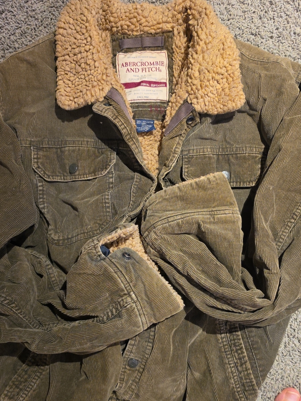 Abercrombie & Fitch Olive Corduroy Sherpa Jacket with Tan Lining